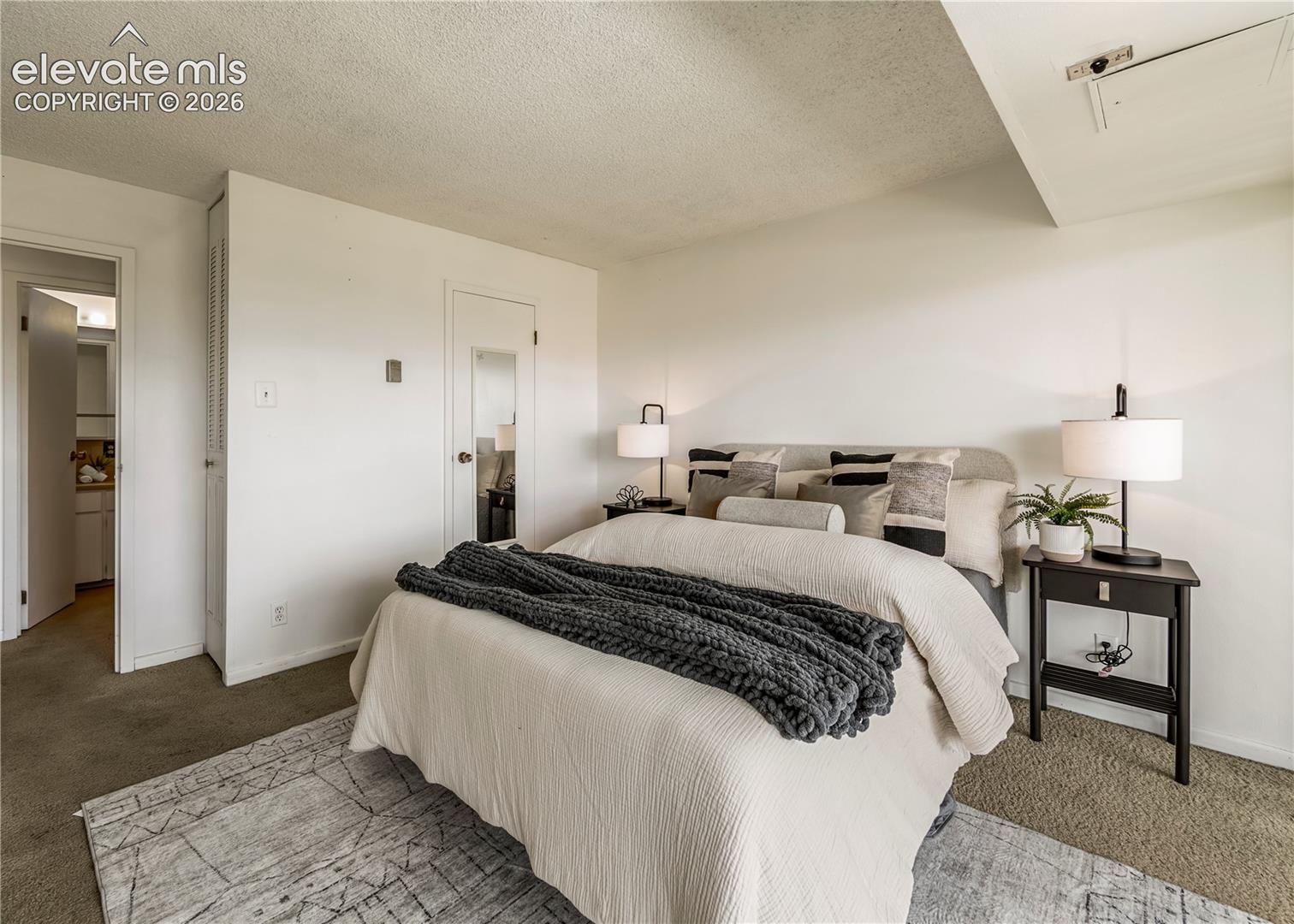 Listing photo 23 for 411 Lakewood Circle A1204