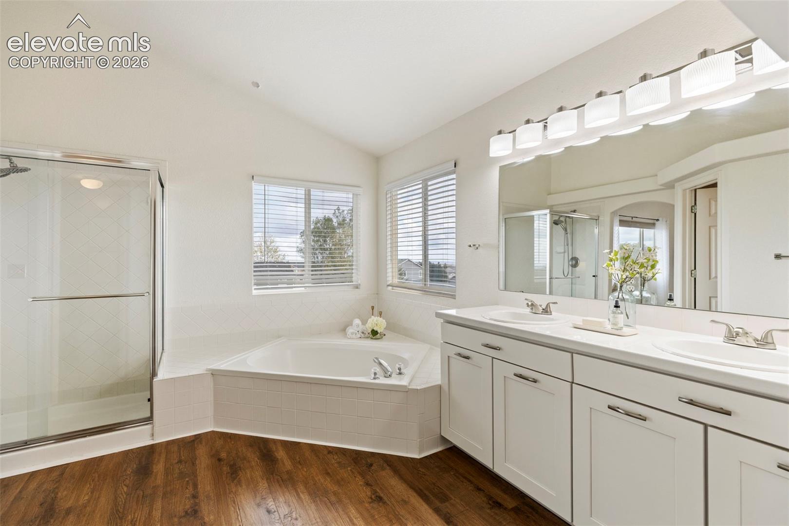 Listing photo 23 for 11213 Palmers Green Drive