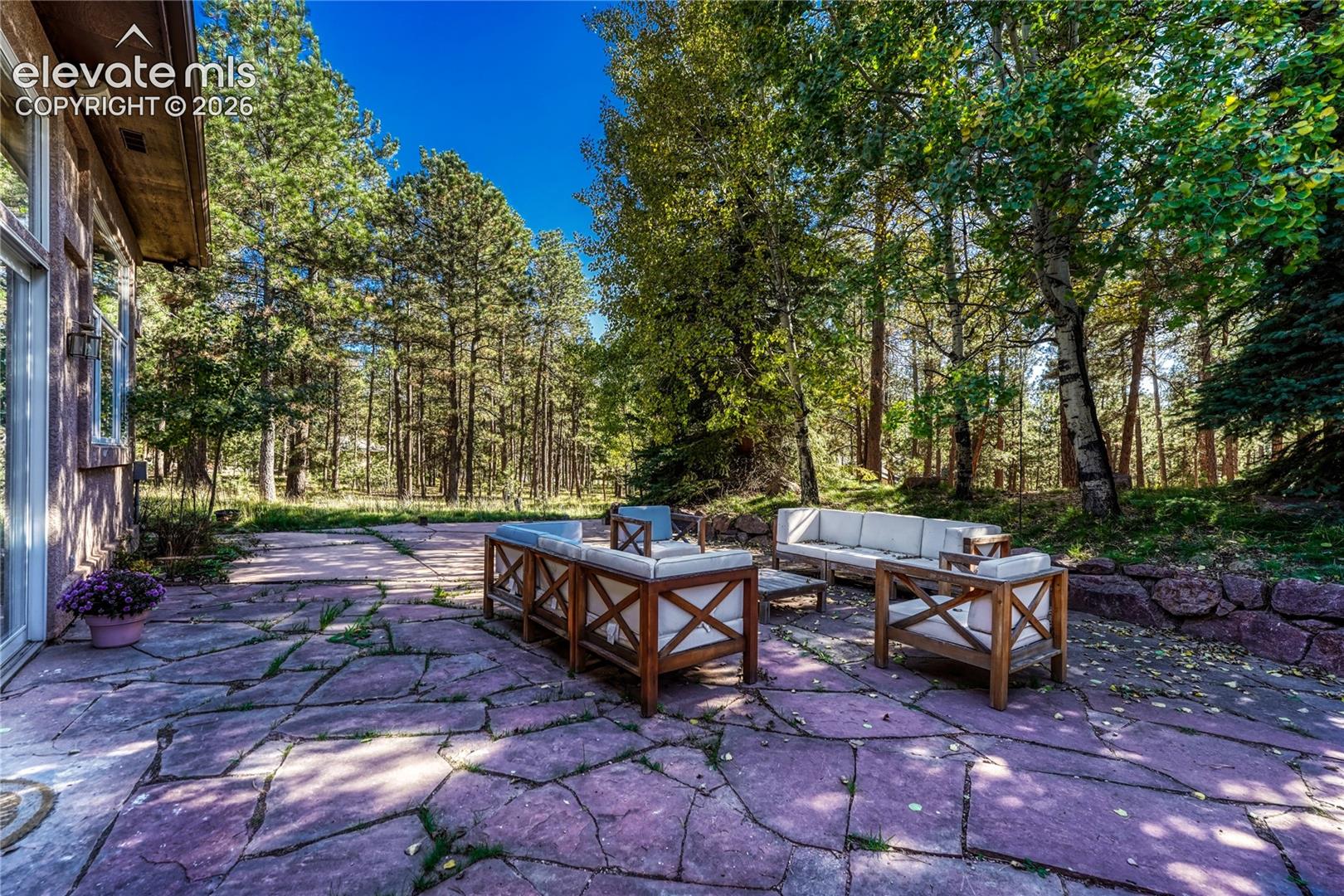 Listing photo 47 for 17180 Colonial Park Drive