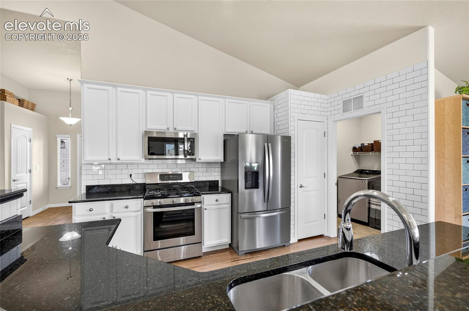 10568 Abrams Drive, photo 4