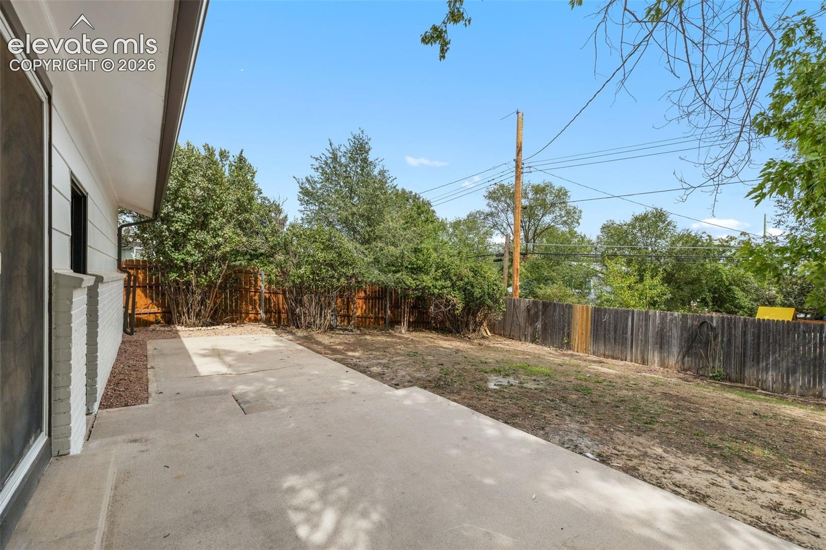 Listing photo 38 for 705 Pioneer Lane