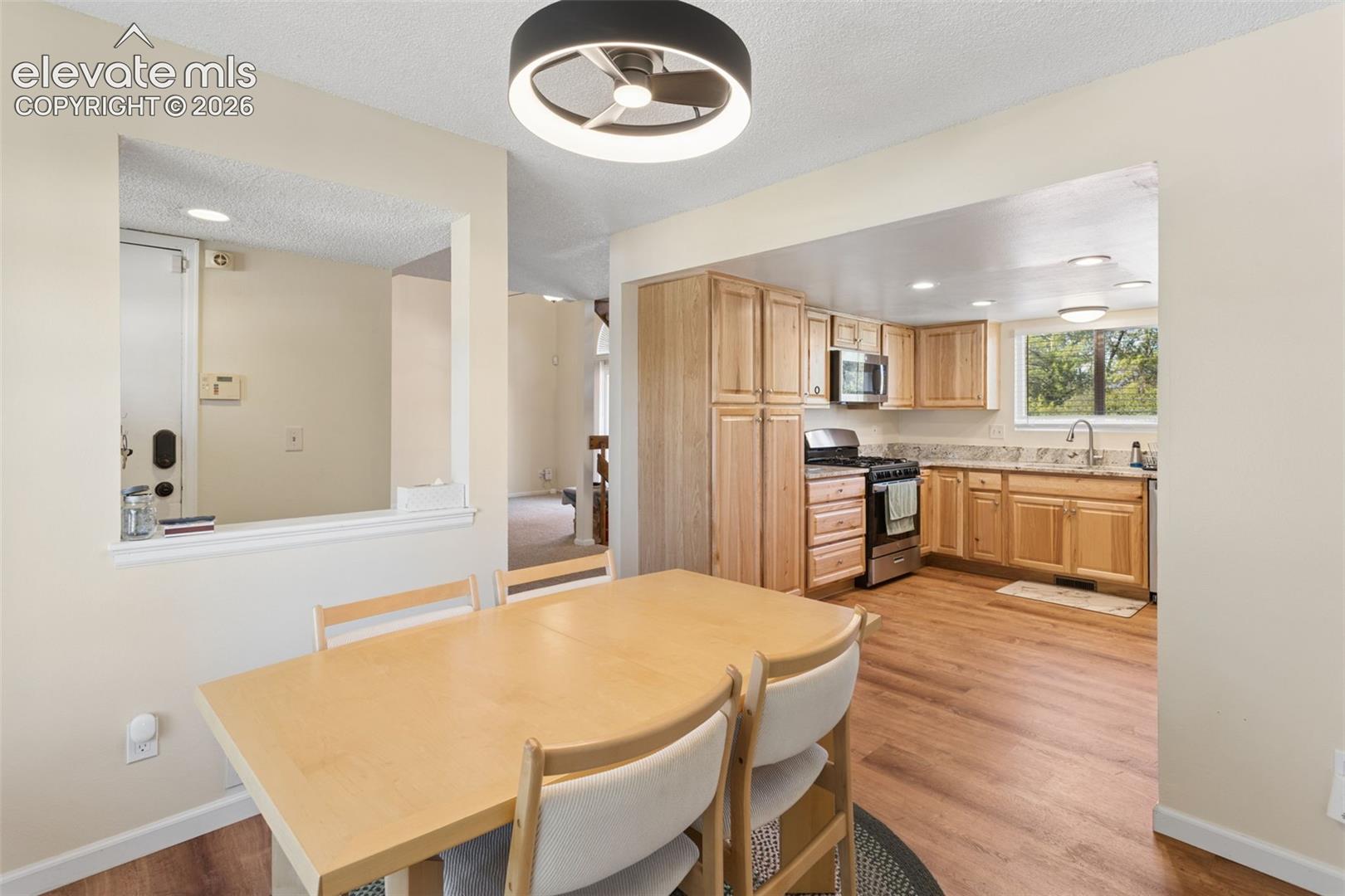 Listing photo 17 for 6420 Stonehedge Drive