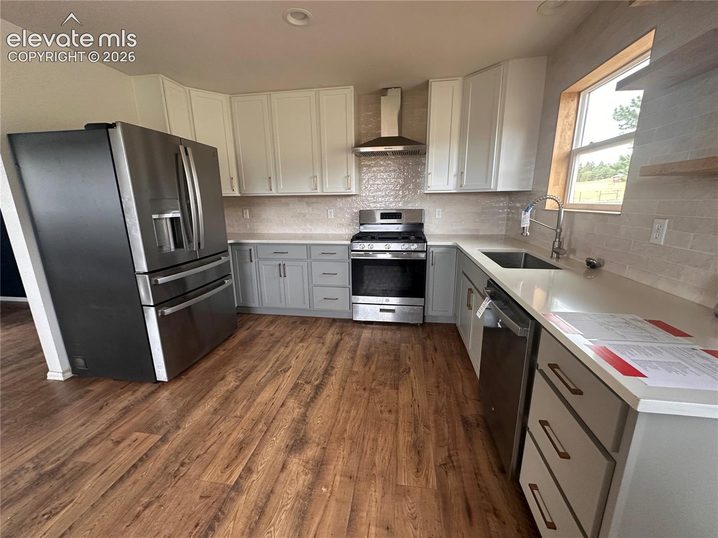Listing photo 18 for 406 High Pasture Road
