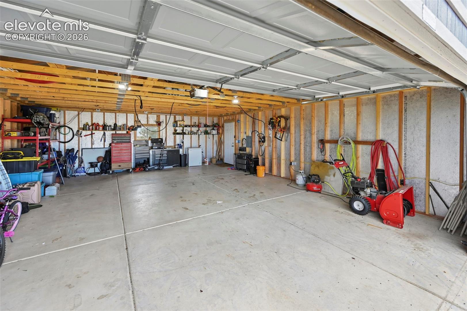 Listing photo 25 for 5717 Sengbeil Road