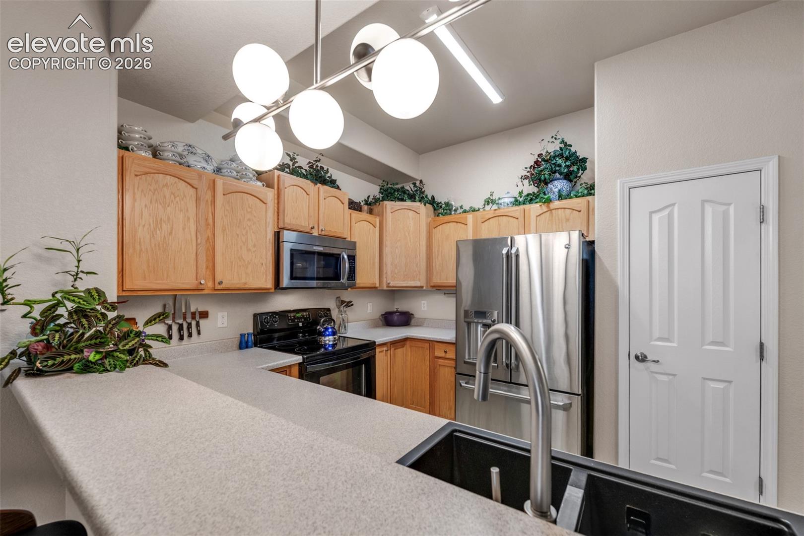 Listing photo 11 for 6679 Bethesda Point C