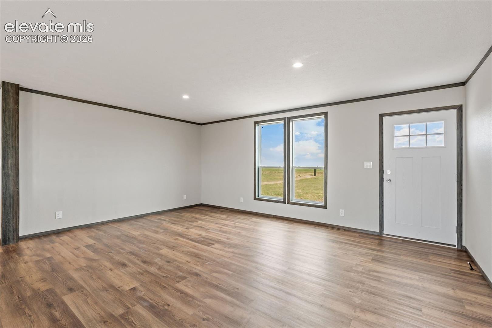 Listing photo 4 for 35750 Vorenberg Road
