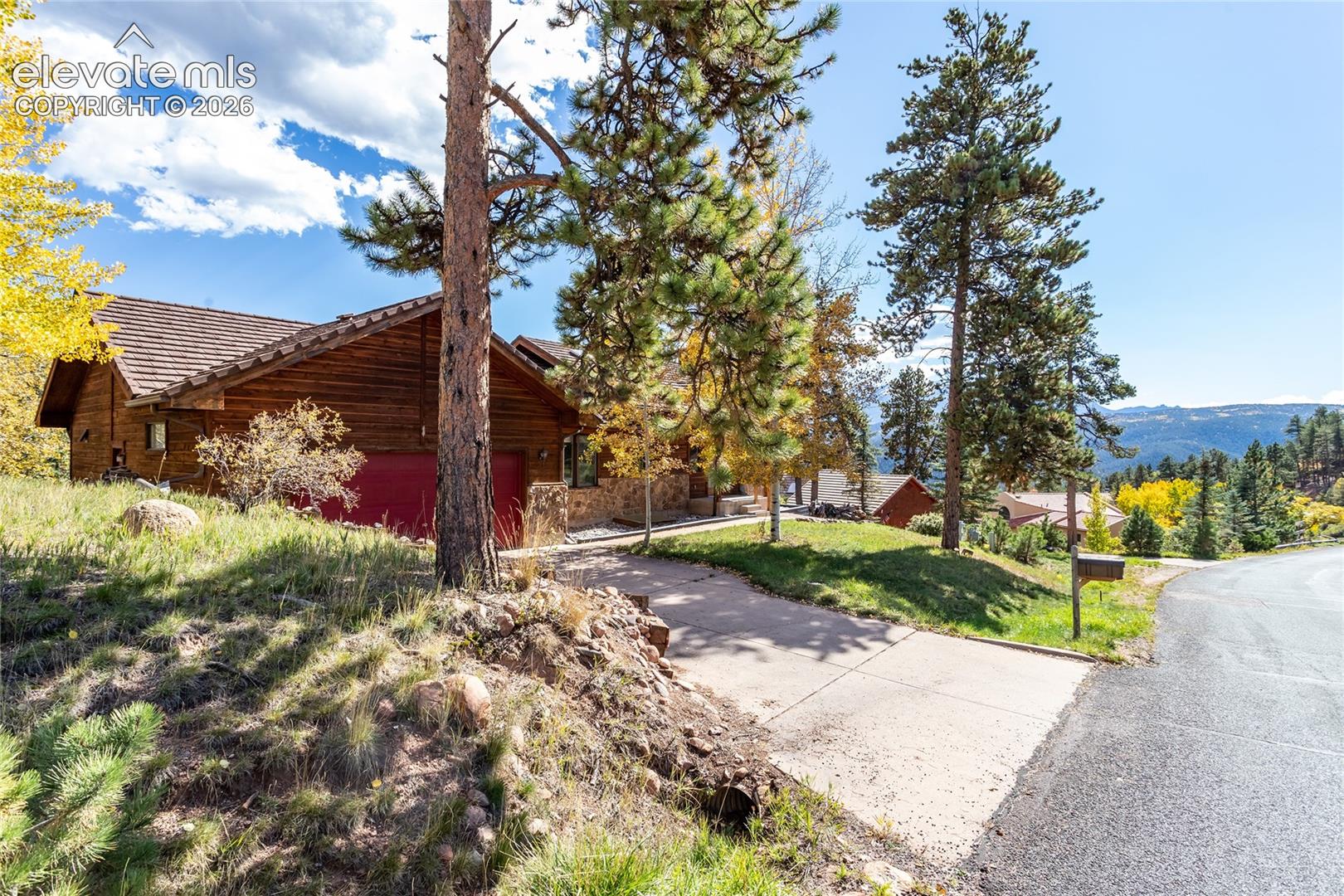 Listing photo 44 for 1325 Kings Crown Road