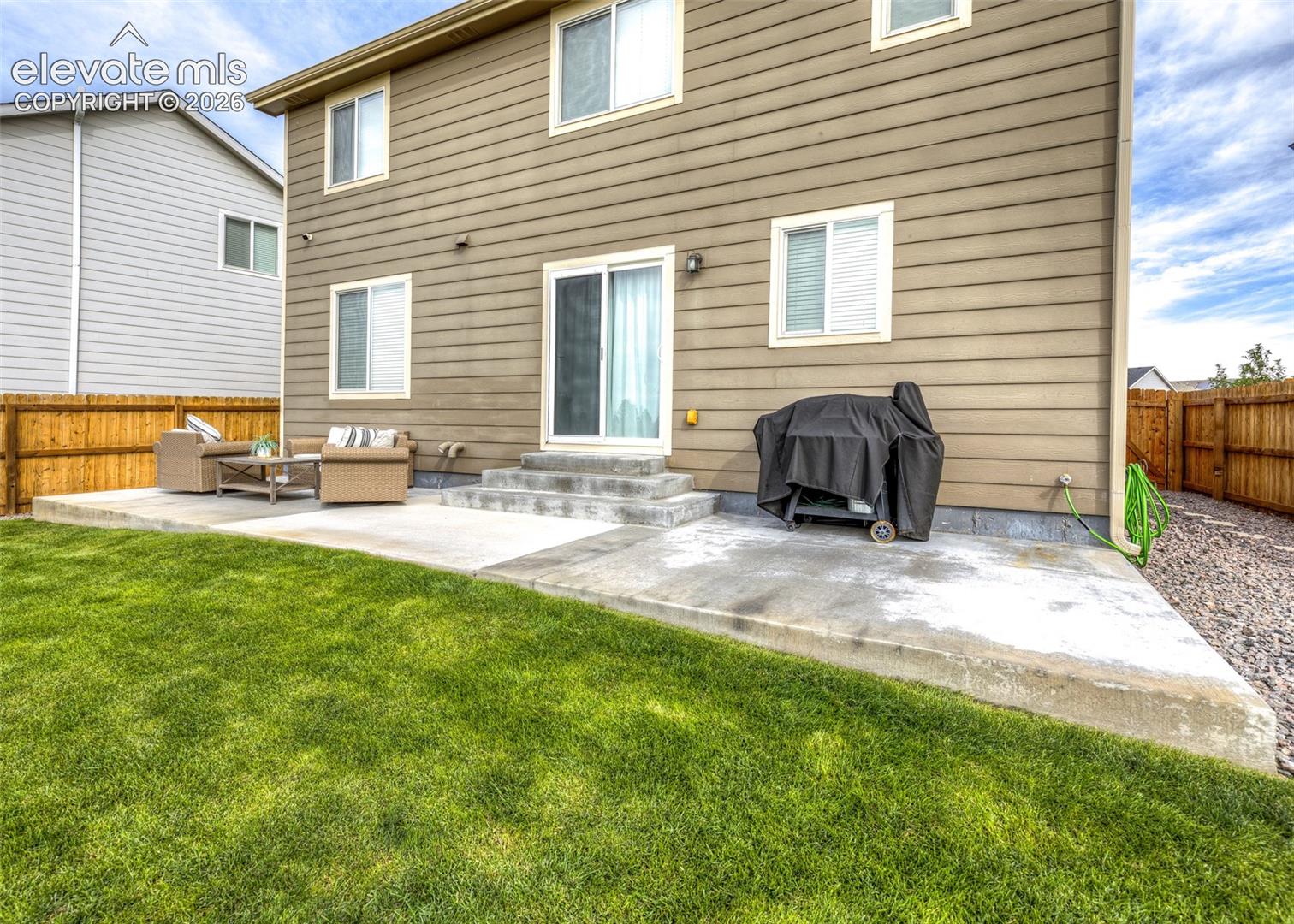 6977 Winnicut Drive, photo 40