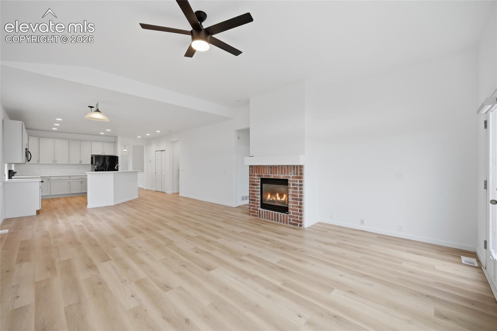 Listing photo 18 for 12354 Pine Valley Circle