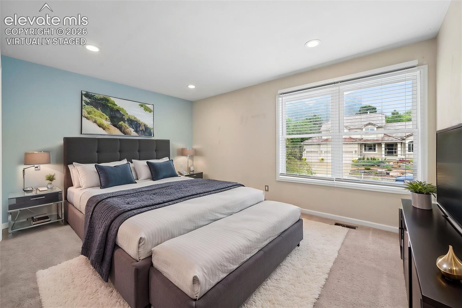 Listing photo 30 for 5365 Broadmoor Bluffs Drive