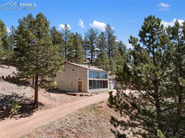 5060 County Road 1 — listing photo