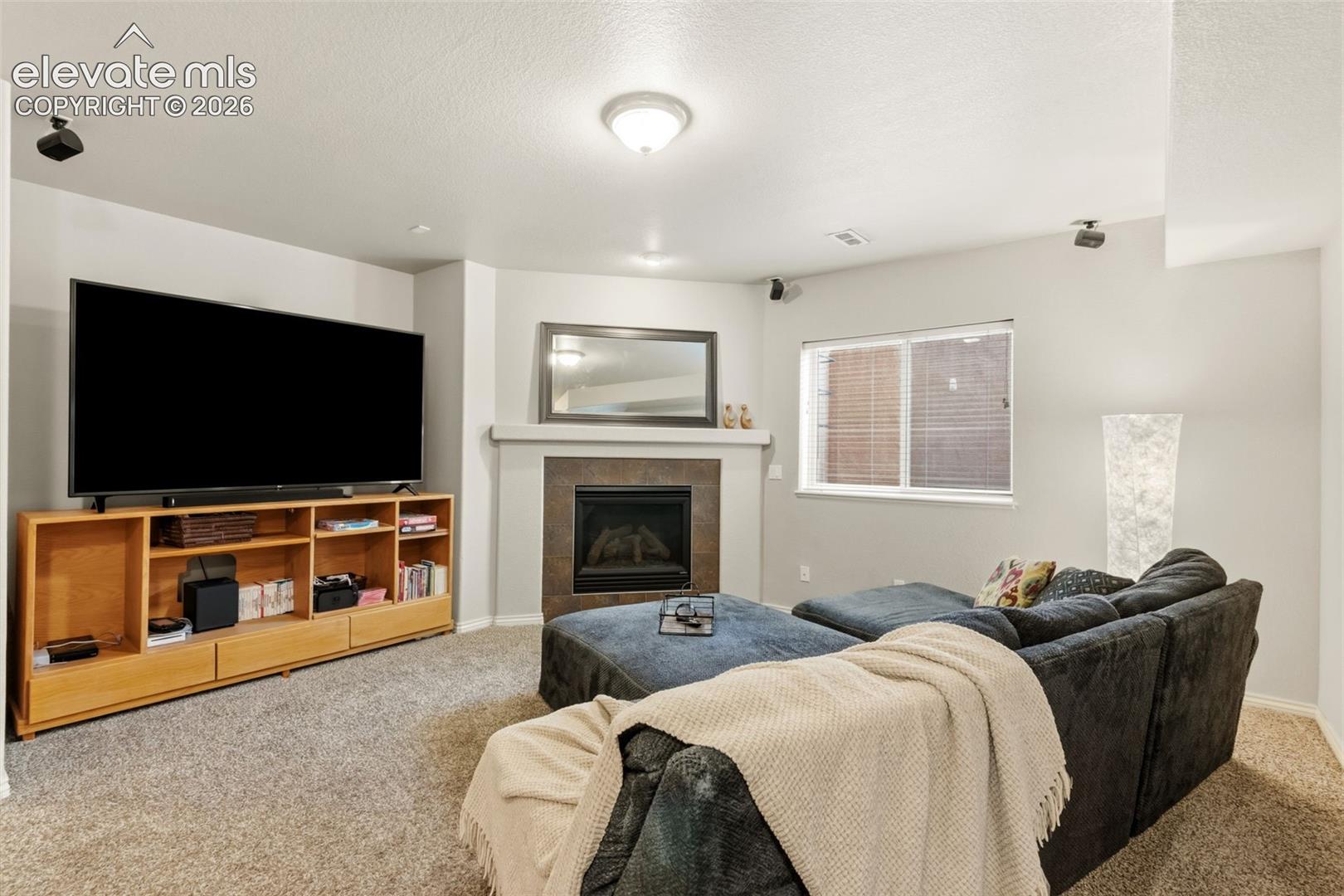Listing photo 32 for 2114 Diamond Creek Drive