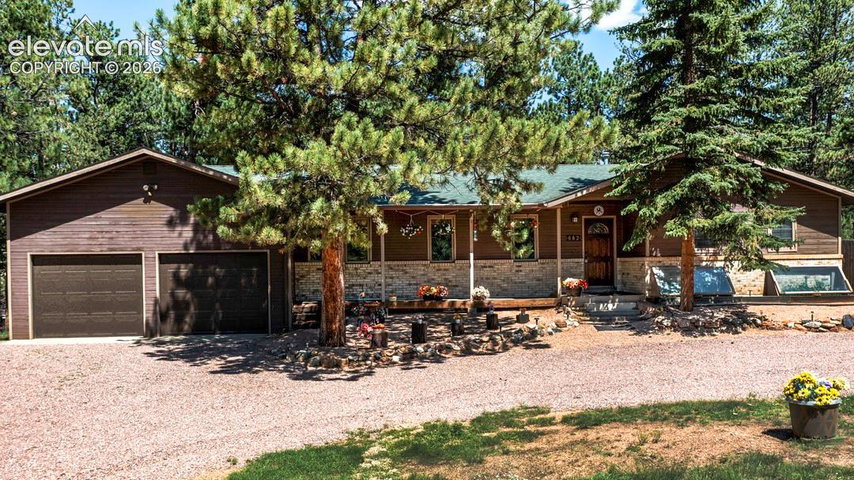 682 Sunnywood Loop — listing photo