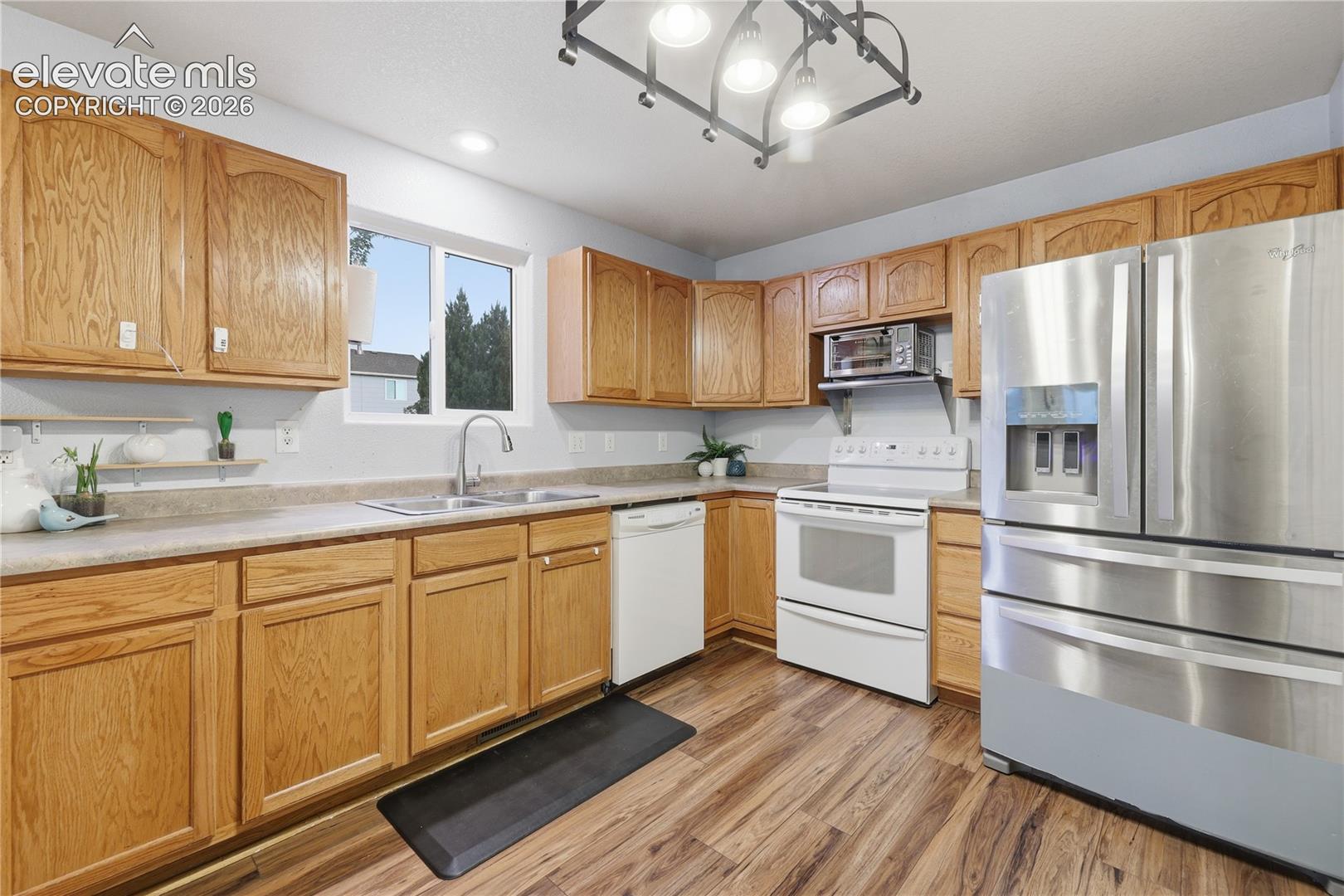 Listing photo 6 for 11015 Berry Farm Road
