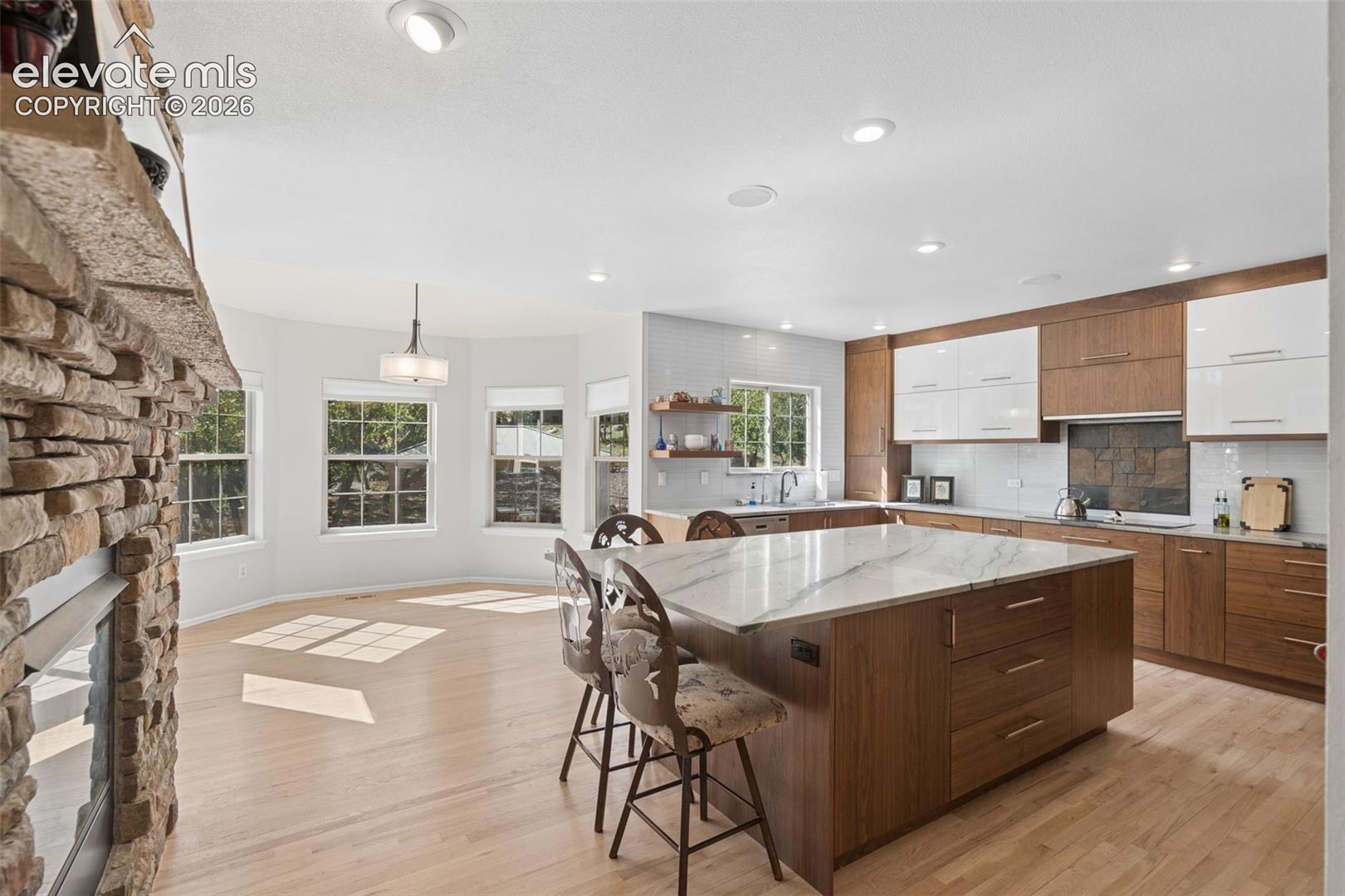 Listing photo 11 for 5830 Broadmoor Bluffs Drive