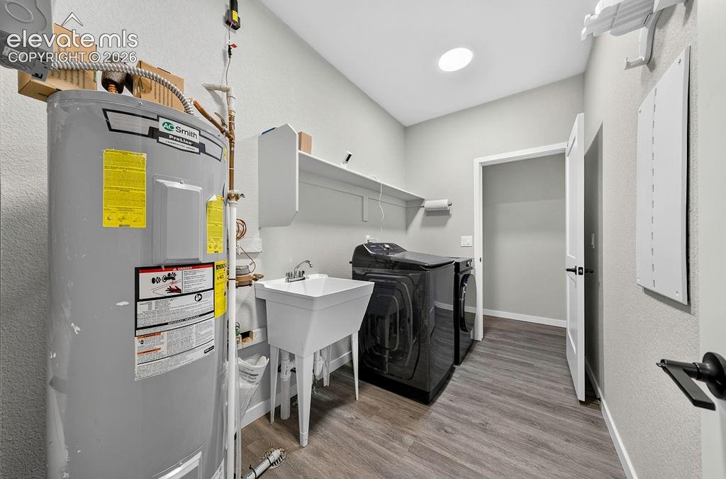 Listing photo 33 for 491 Blanket Flower Street