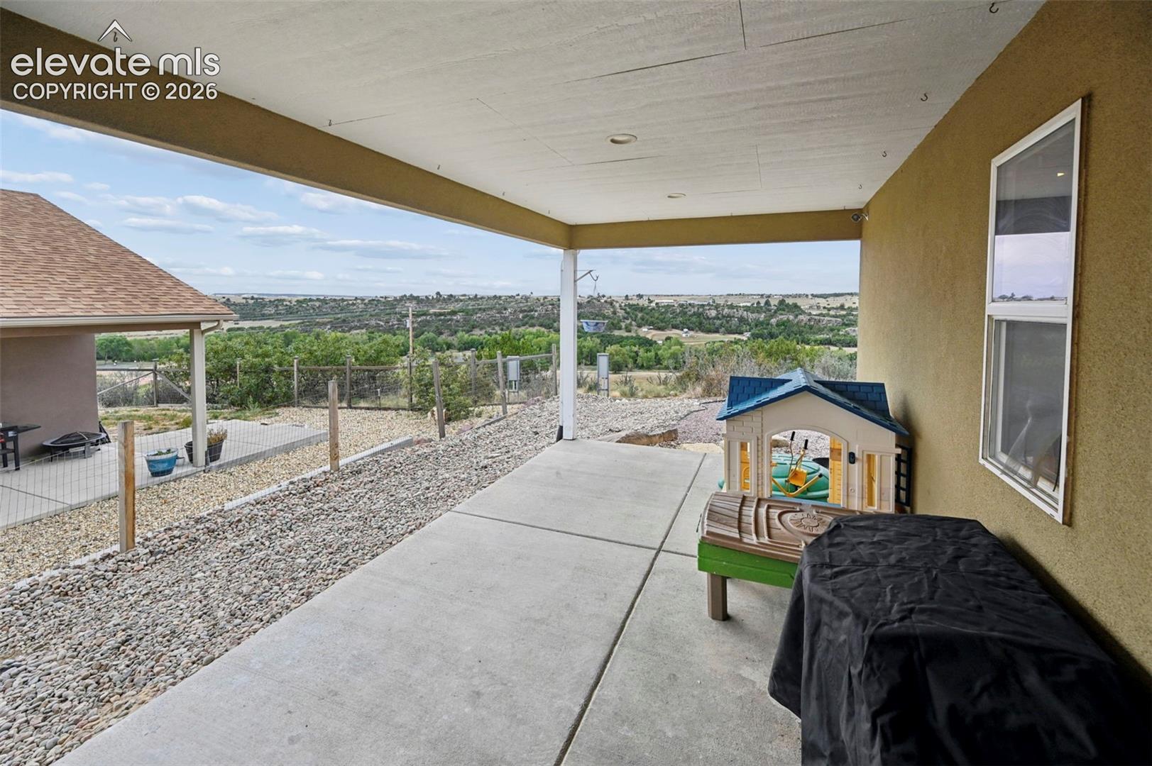 Listing photo 22 for 4966 Beckwith Drive