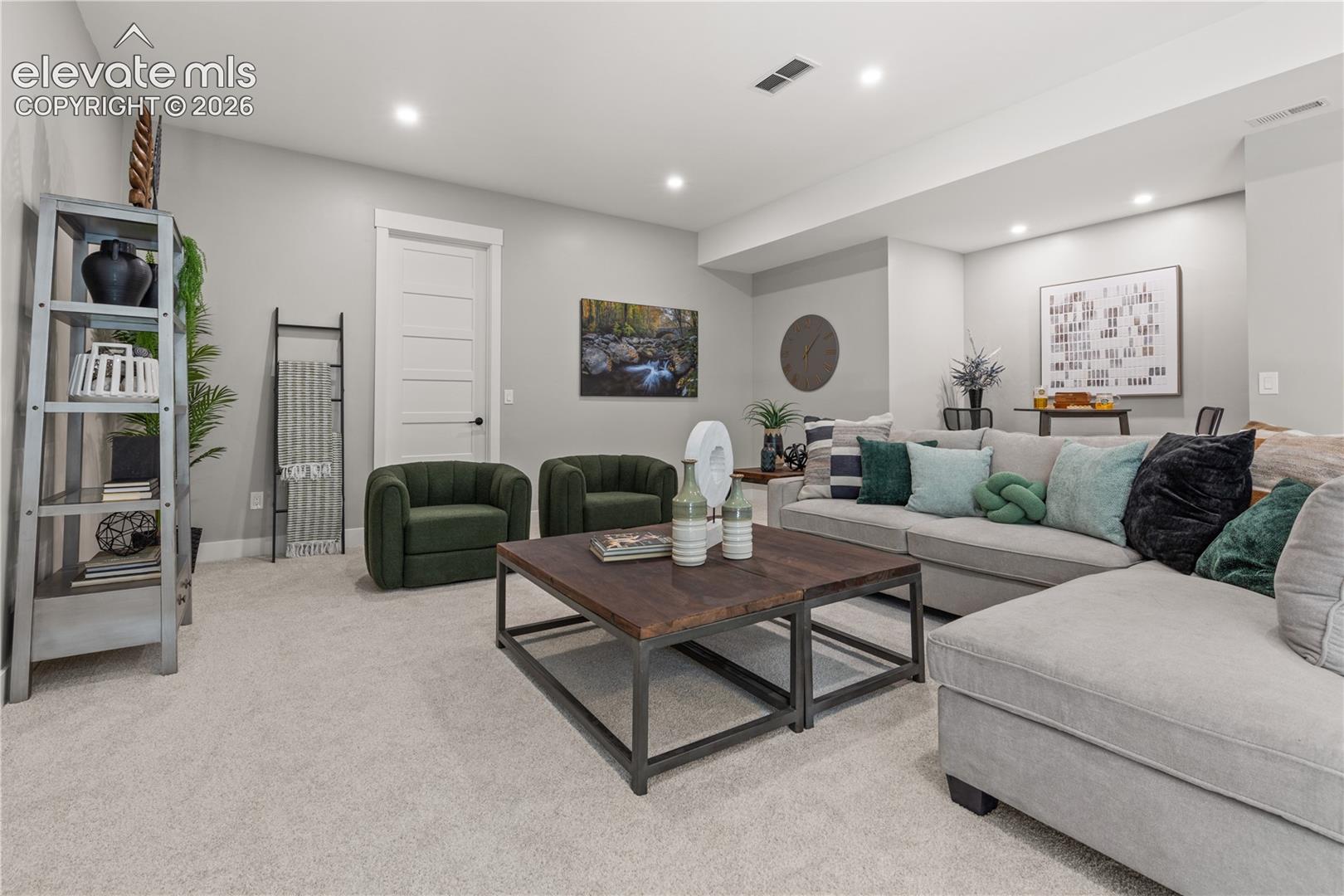 Listing photo 34 for 1405 Red Haven Place