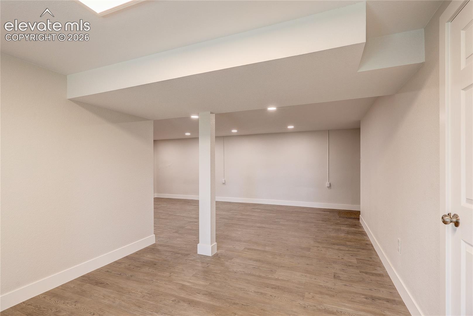 Listing photo 42 for 3100 S Dale Court