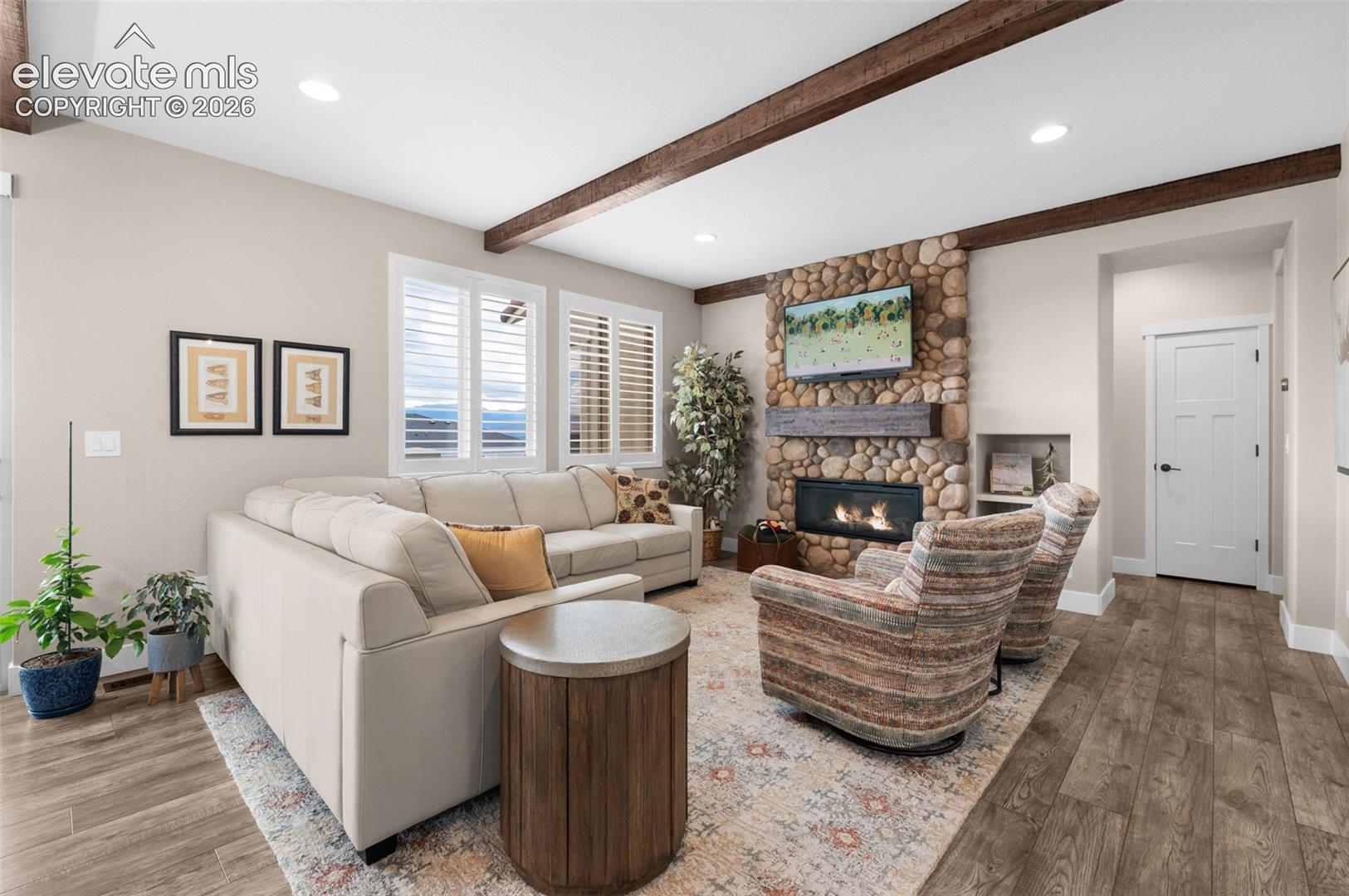 Listing photo 3 for 2079 Zenato Court