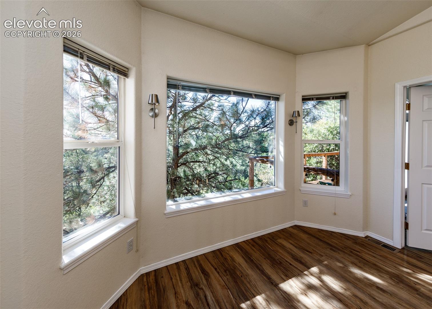 Listing photo 10 for 15631 Cala Rojo Drive