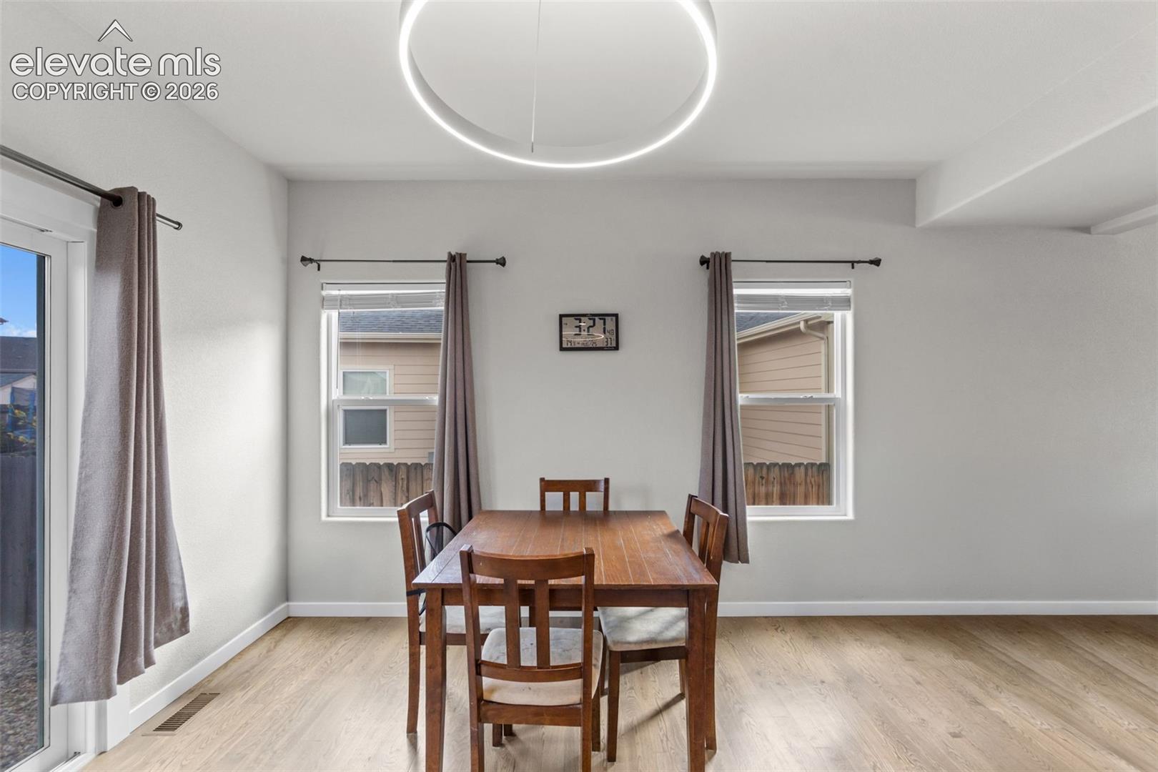 Listing photo 14 for 7447 Peachleaf Drive