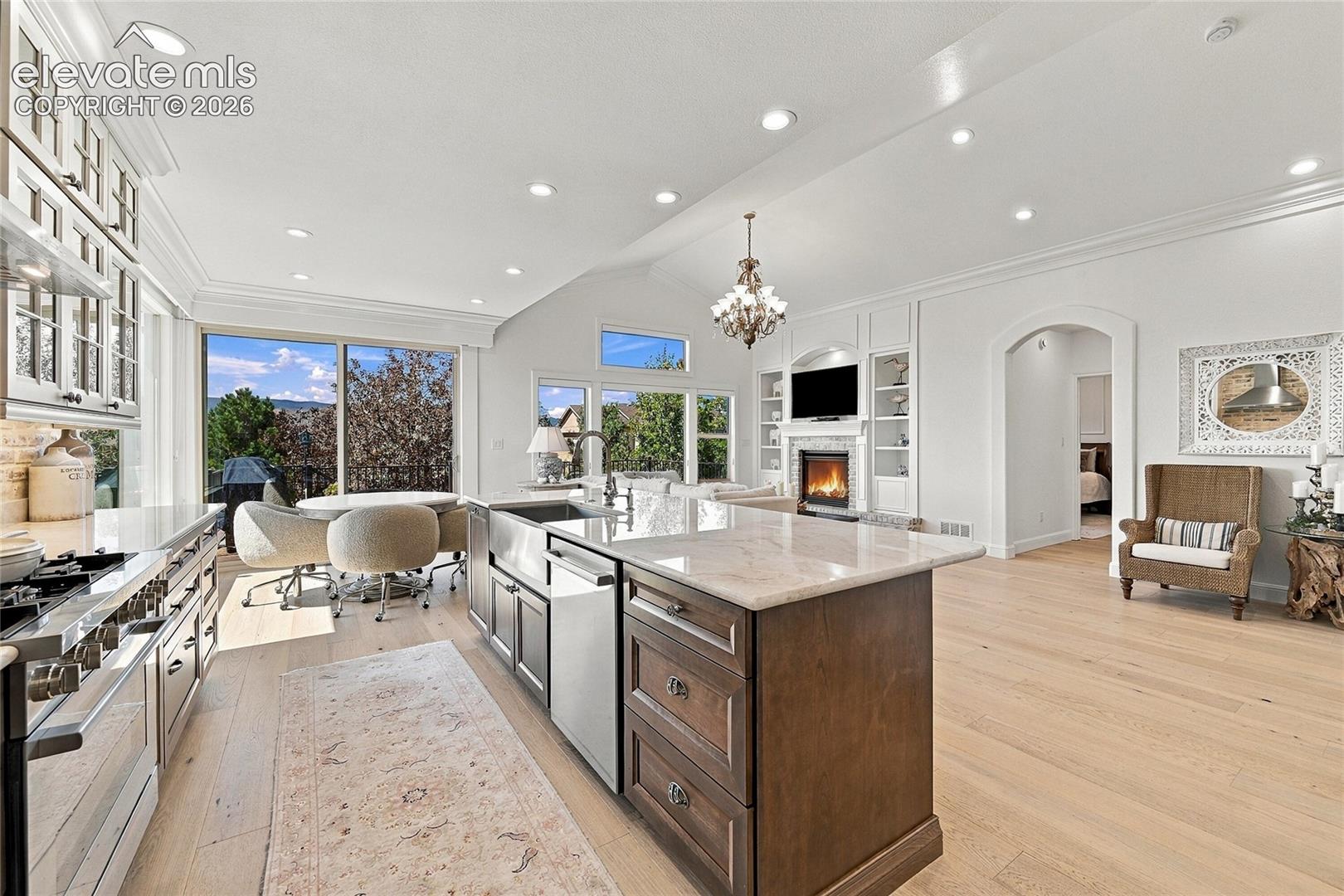 Listing photo 11 for 12622 Timberglen Terrace