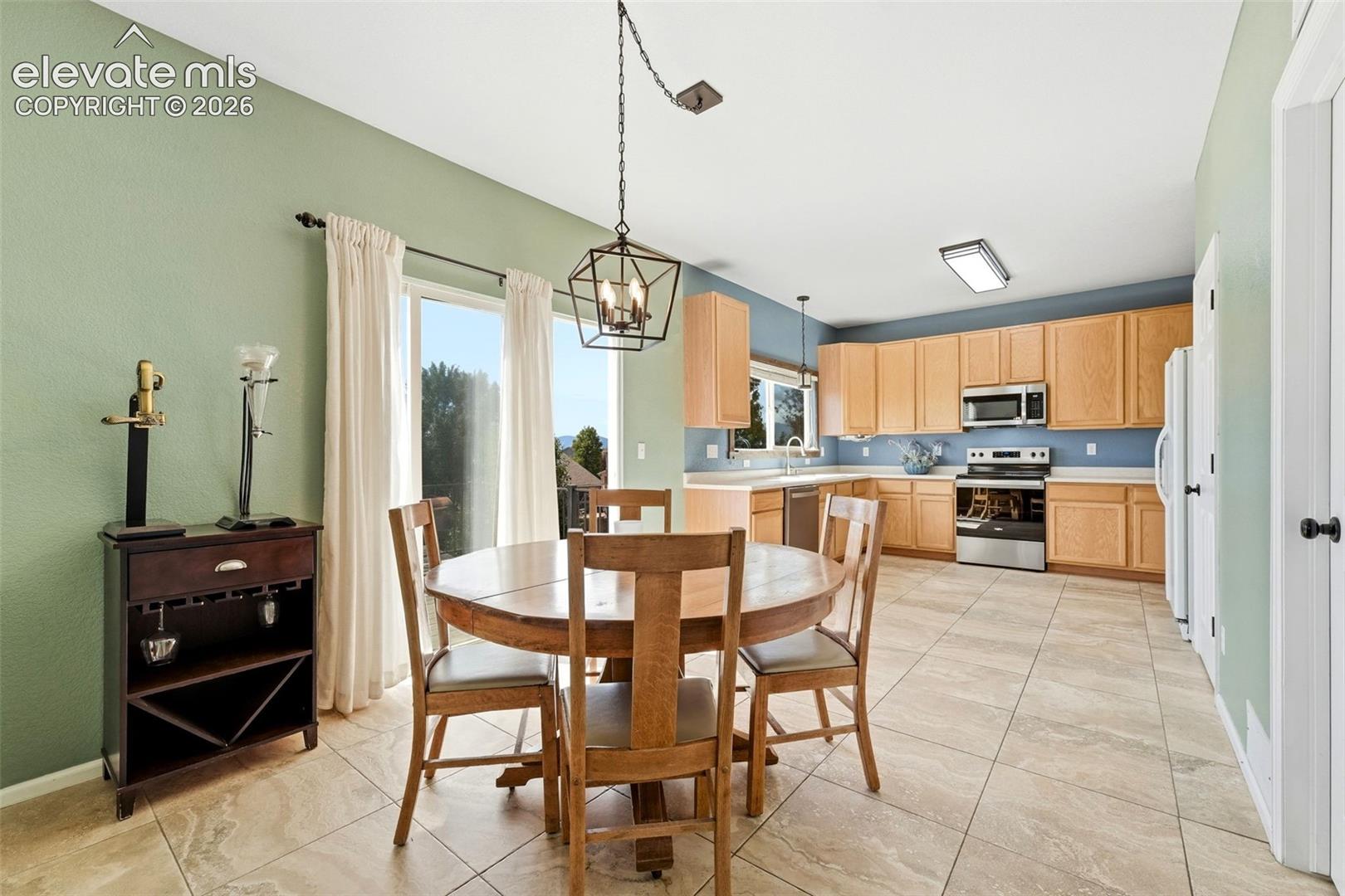 Listing photo 36 for 7105 Amber Ridge Drive
