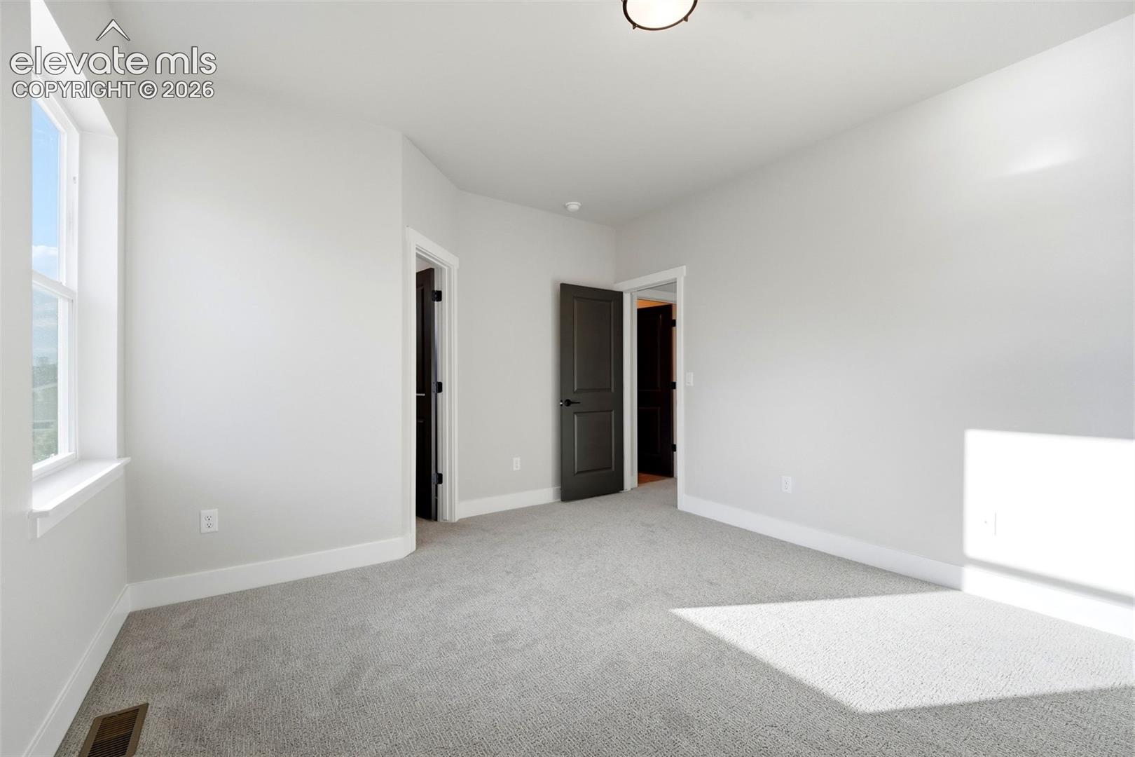Listing photo 42 for 2453 Sangria Court