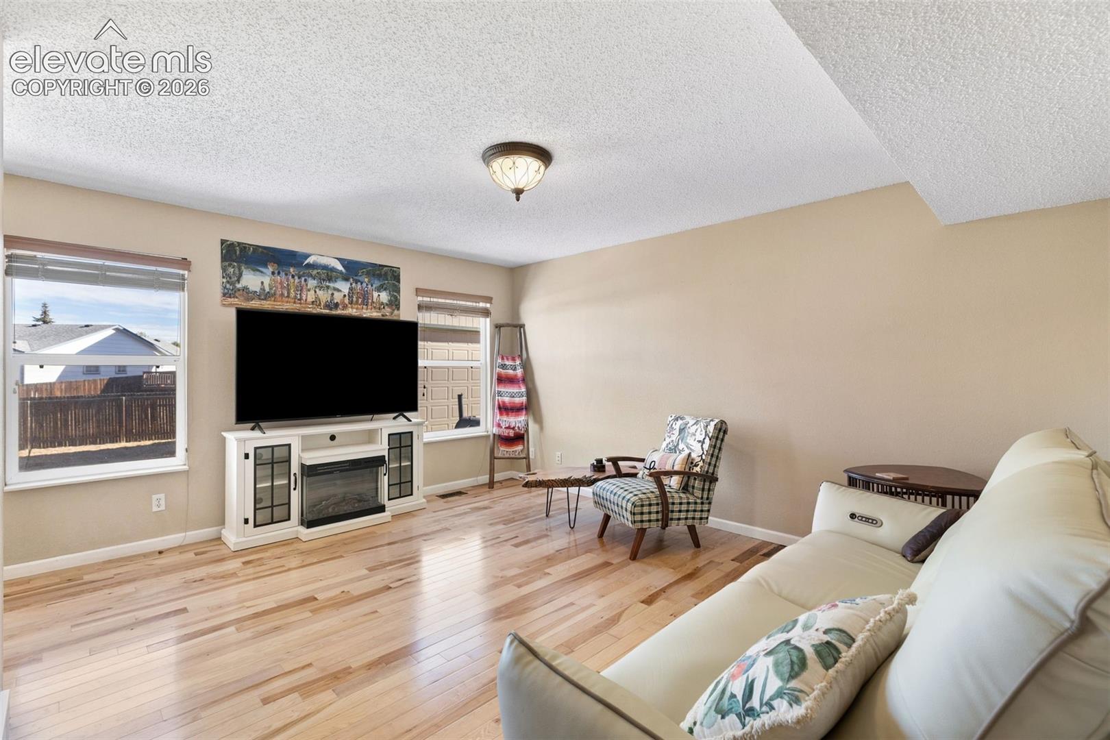Listing photo 9 for 1150 Pipestone Court