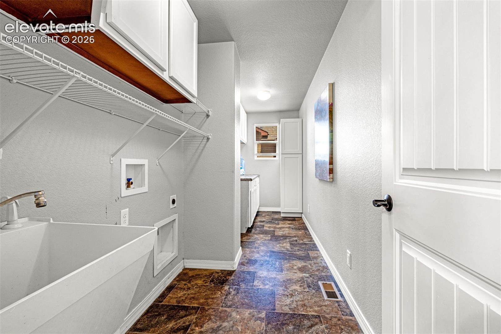 Listing photo 23 for 1528 Yellow Tail Drive