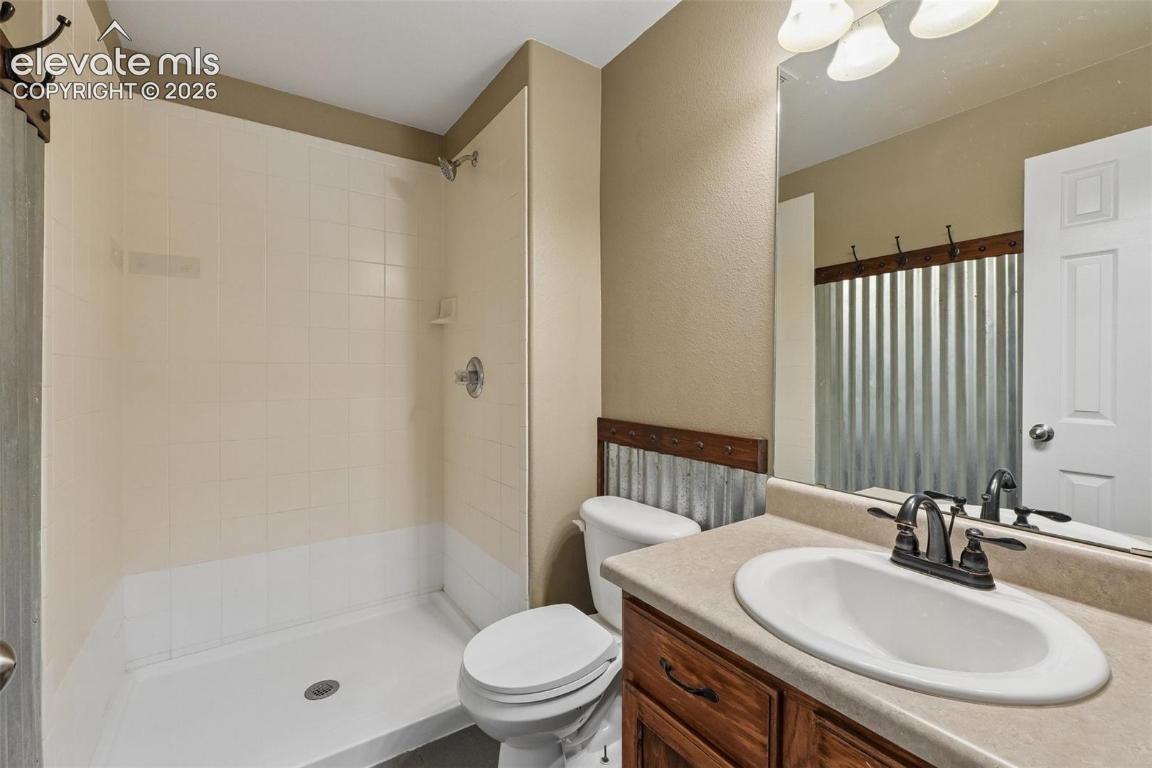 Listing photo 22 for 7174 Araia Drive