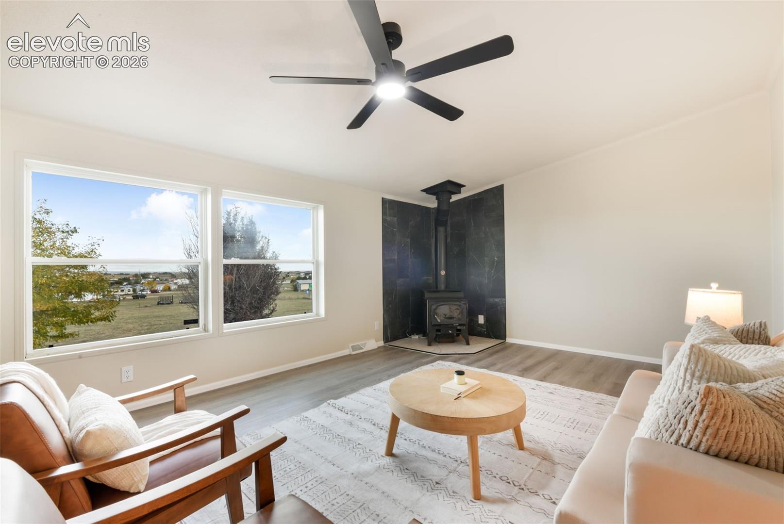 Listing photo 18 for 15054 Pamela Way