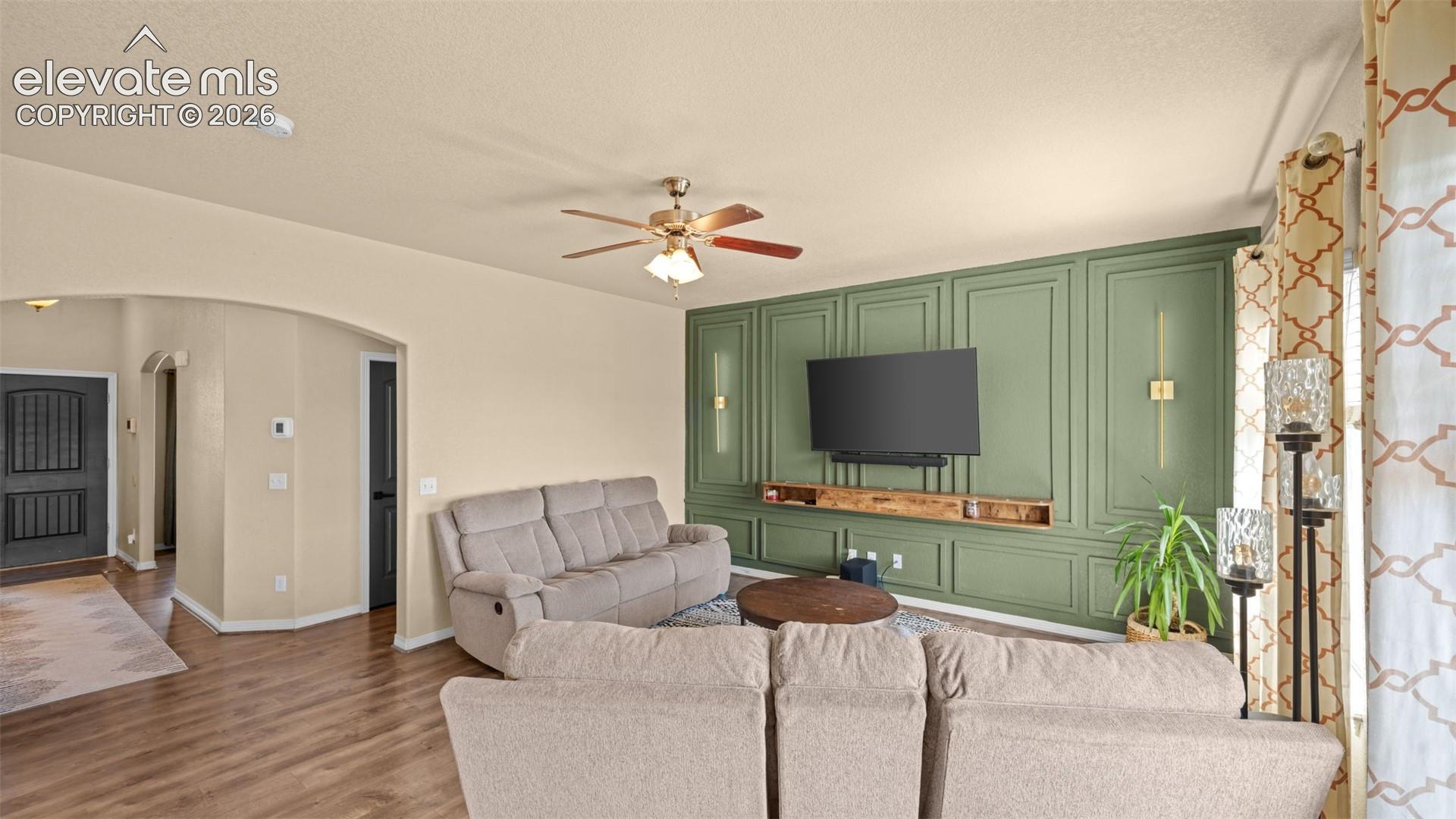Listing photo 12 for 7822 Wythe Drive