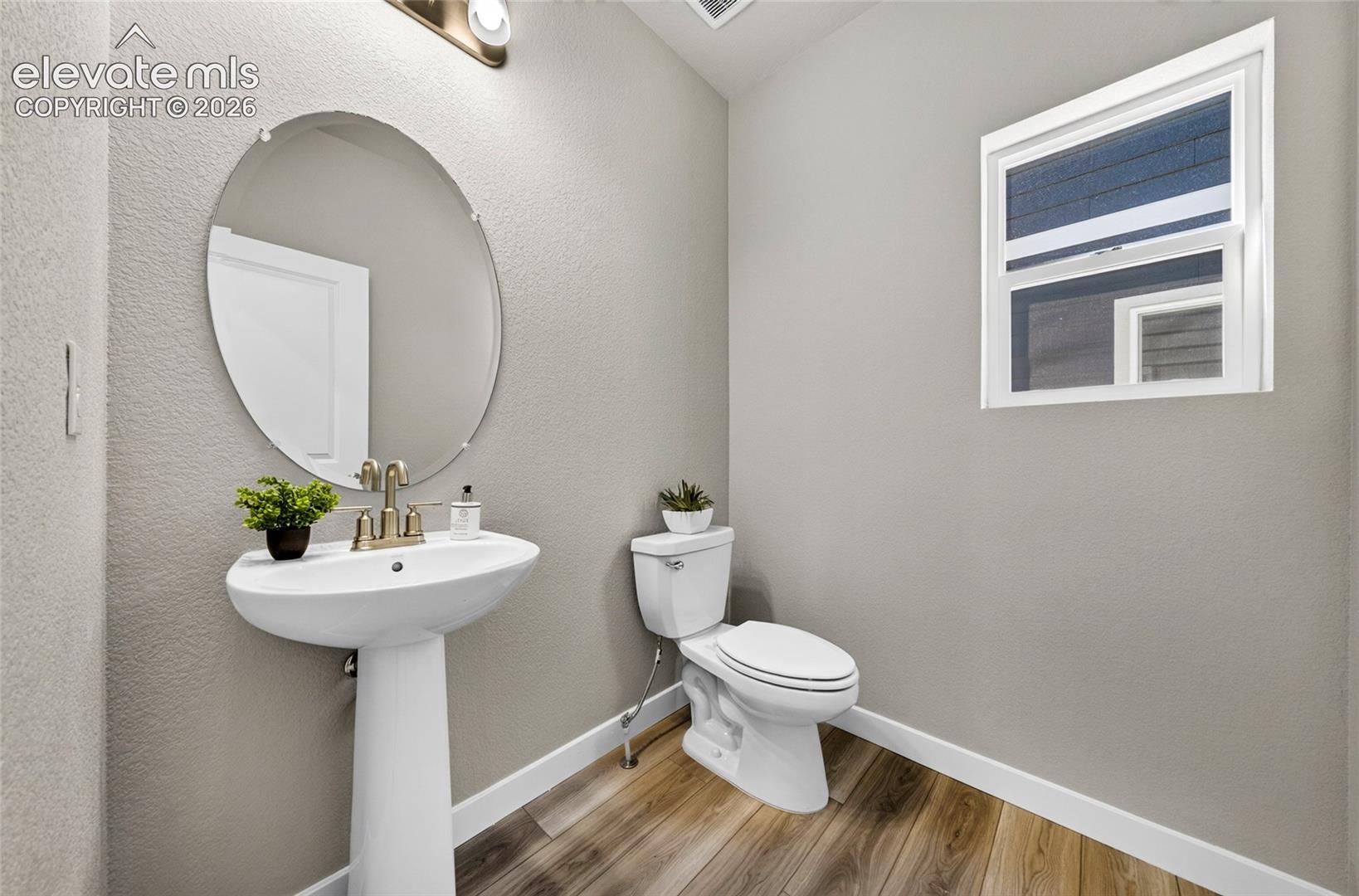 Listing photo 19 for 13624 Nederland Drive