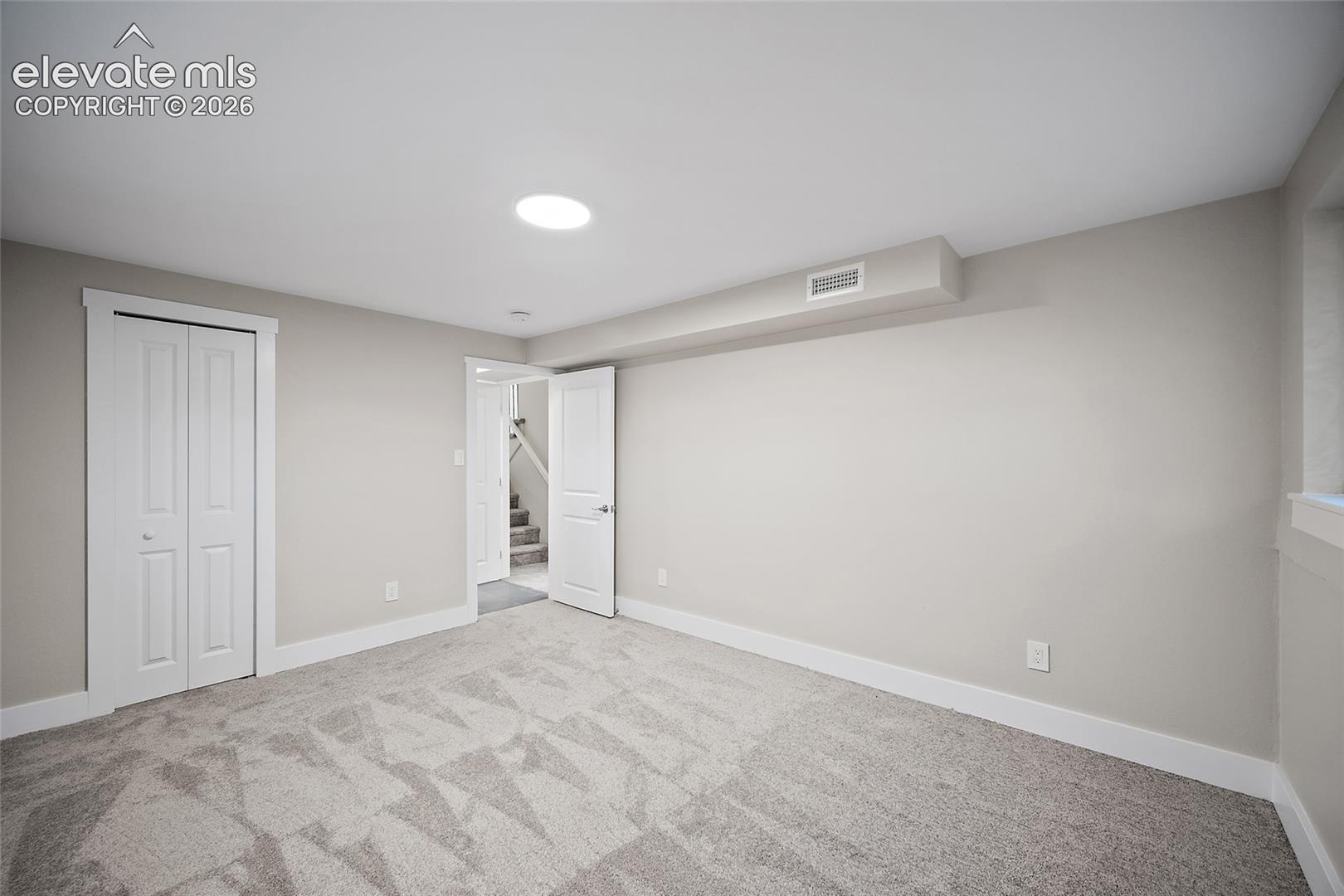 2123 Warwick Lane, photo 26