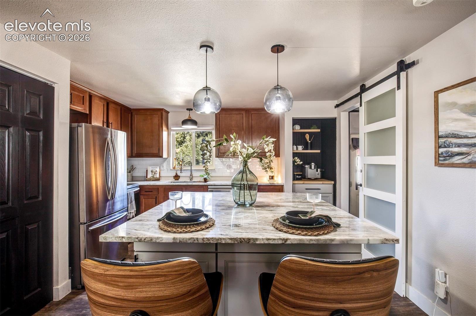 Listing photo 8 for 425 Calle Entrada NA