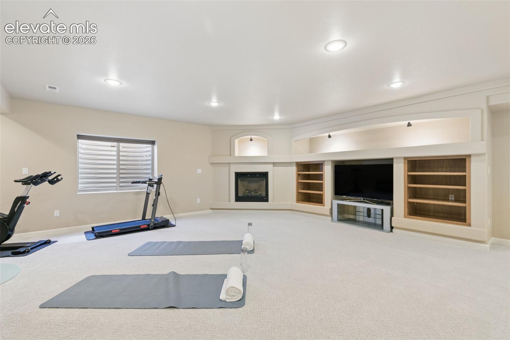 Listing photo 33 for 1420 Symphony Heights