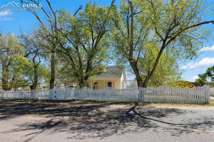 10355 Link Road — listing photo