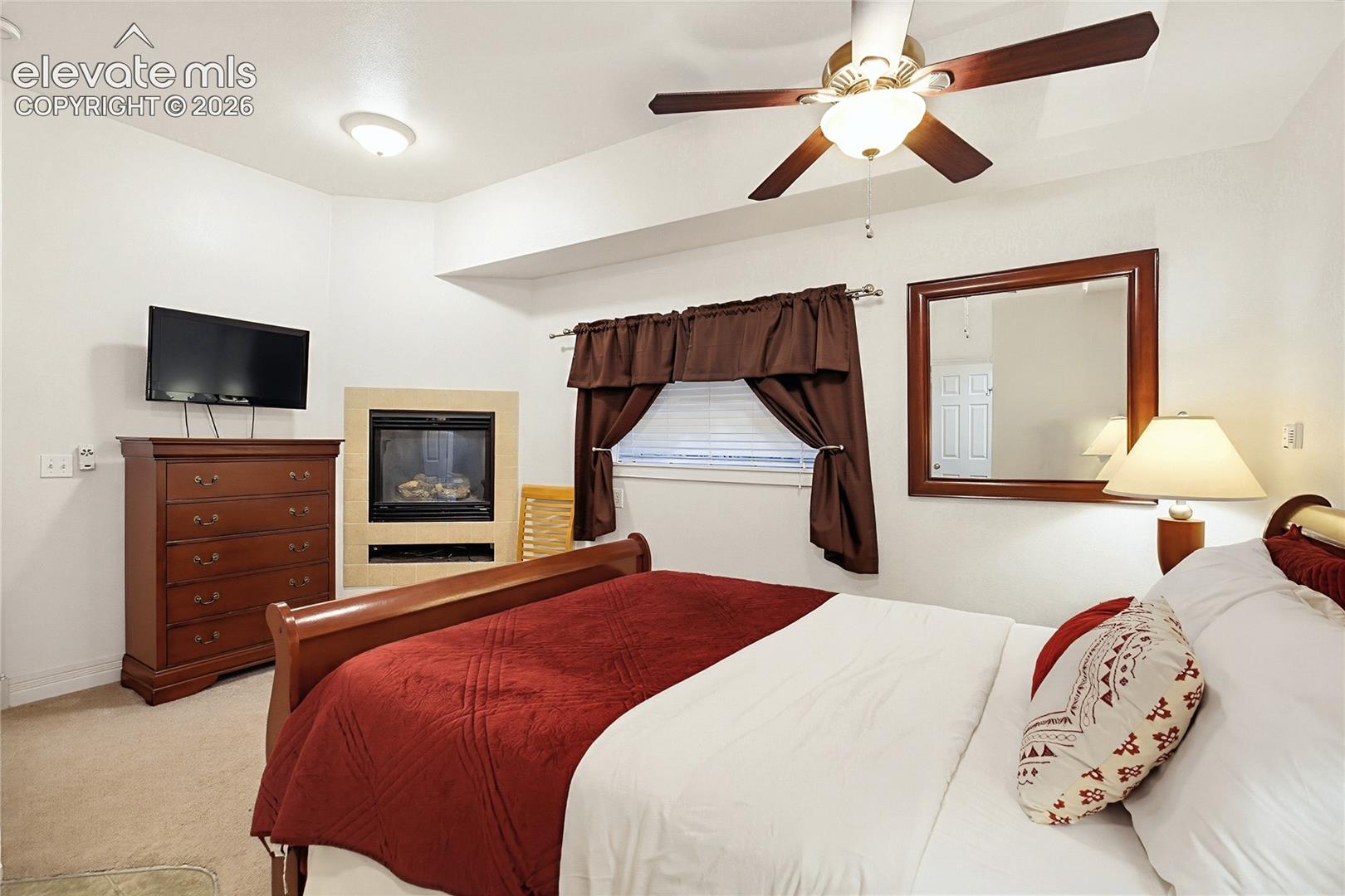Listing photo 37 for 222 E Placer Street