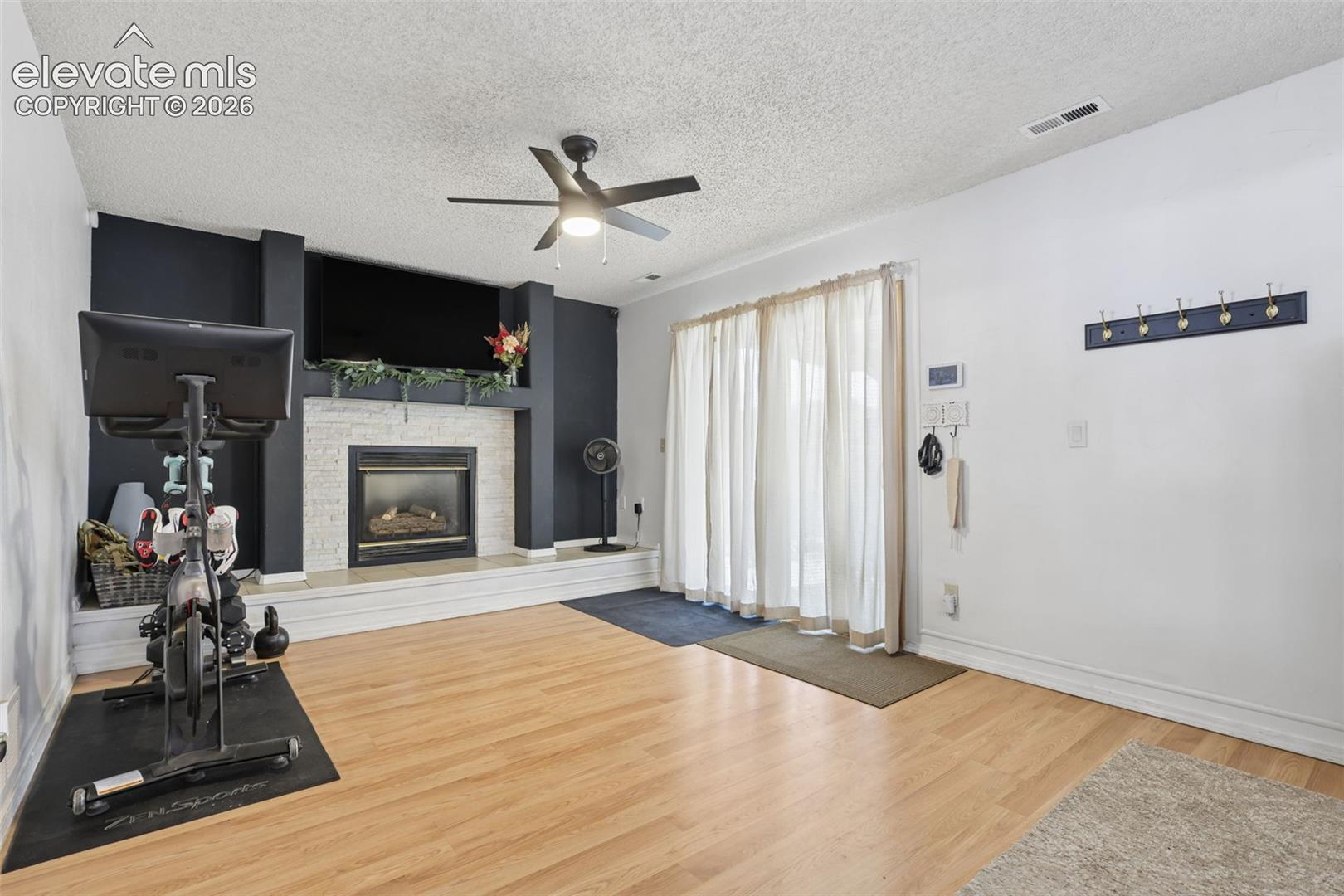 Listing photo 11 for 601 Rye Ridge Road
