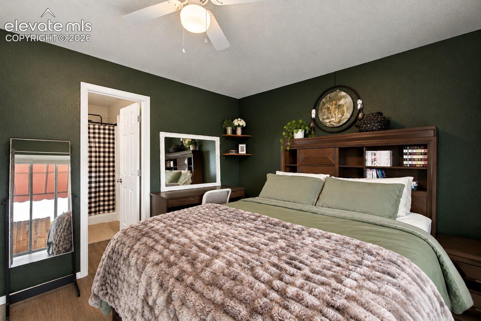 Listing photo 12 for 1324 Silver Hawk Court