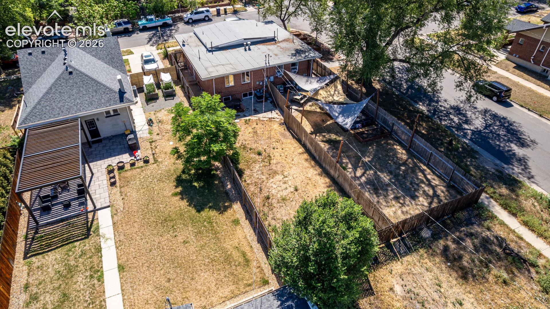 Listing photo 4 for 3505 N Elizabeth Street