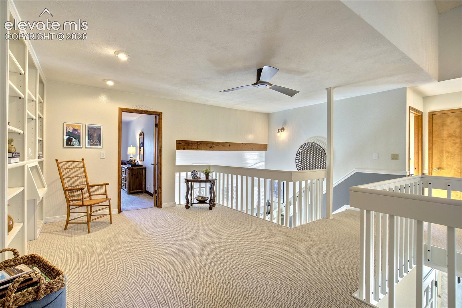 Listing photo 25 for 7215 Suntide Place