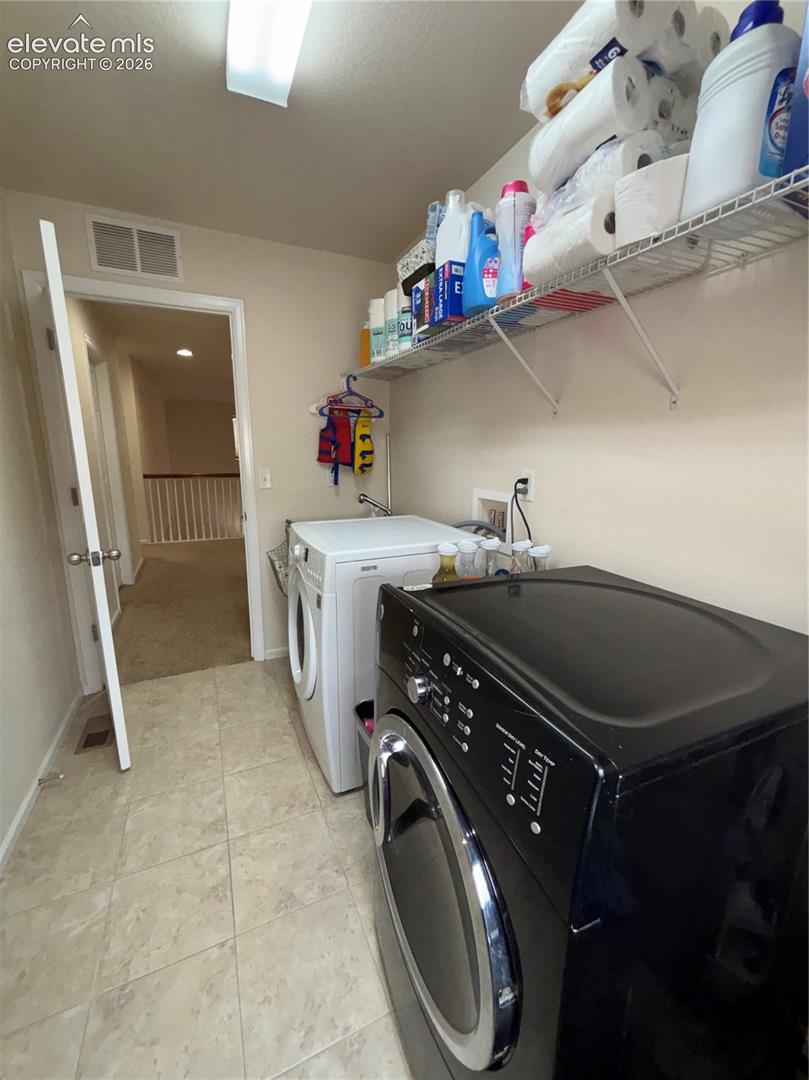 Listing photo 20 for 811 Spectrum Loop