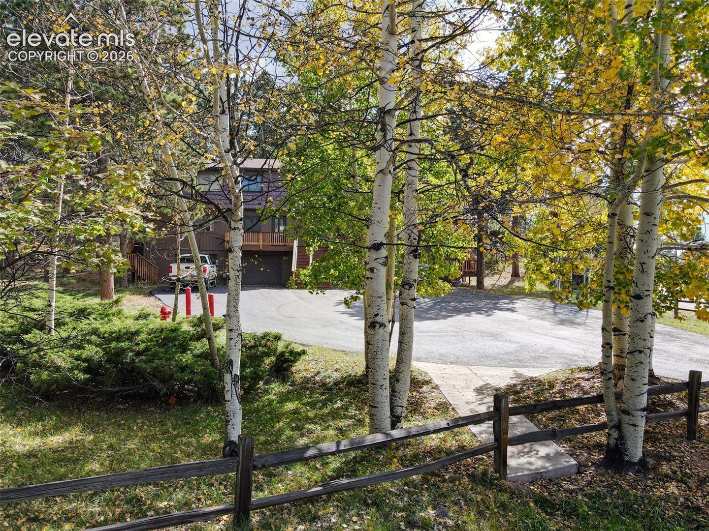 Listing photo 47 for 590 Manor Court B