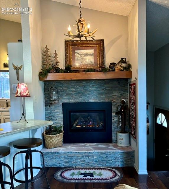 Listing photo 8 for 540 Greenway Court