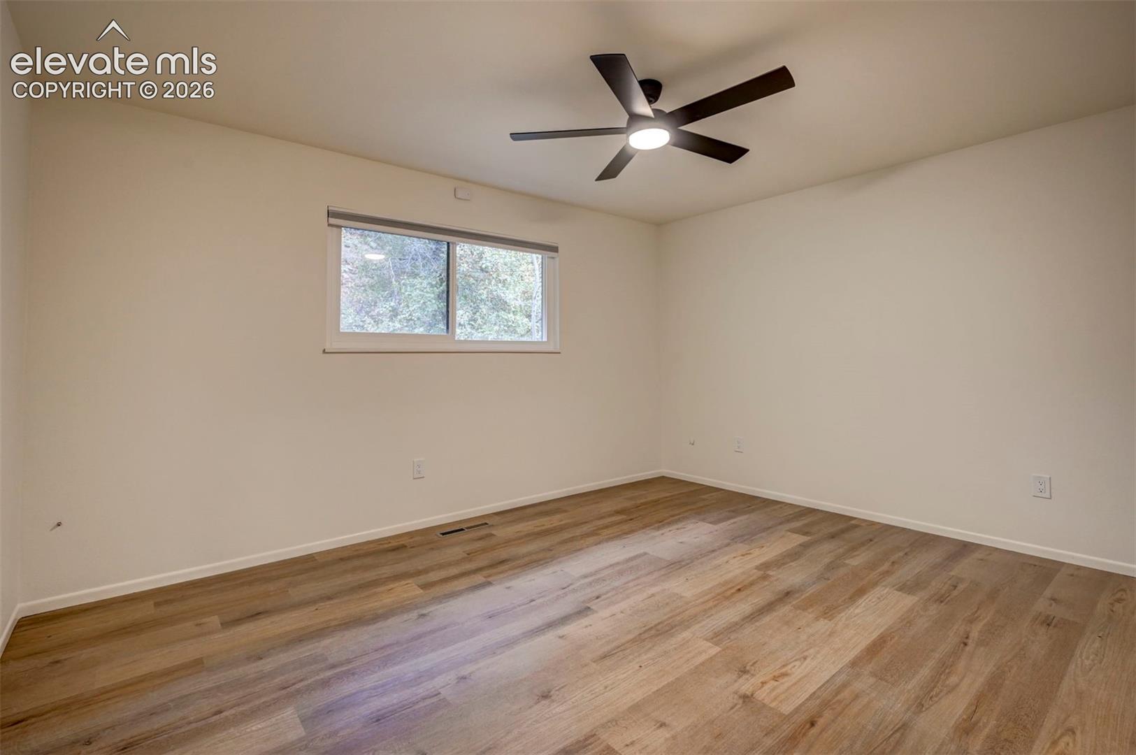 Listing photo 26 for 1018 Zodiac Drive