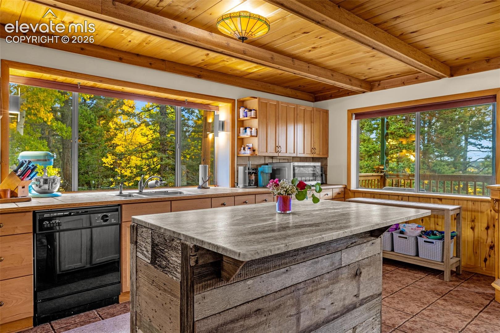 Listing photo 22 for 191 Nuaku Road