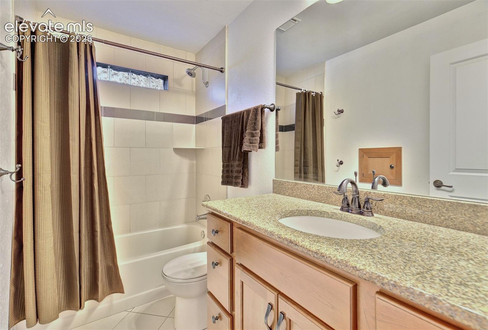 Listing photo 19 for 1825 Parkview Boulevard